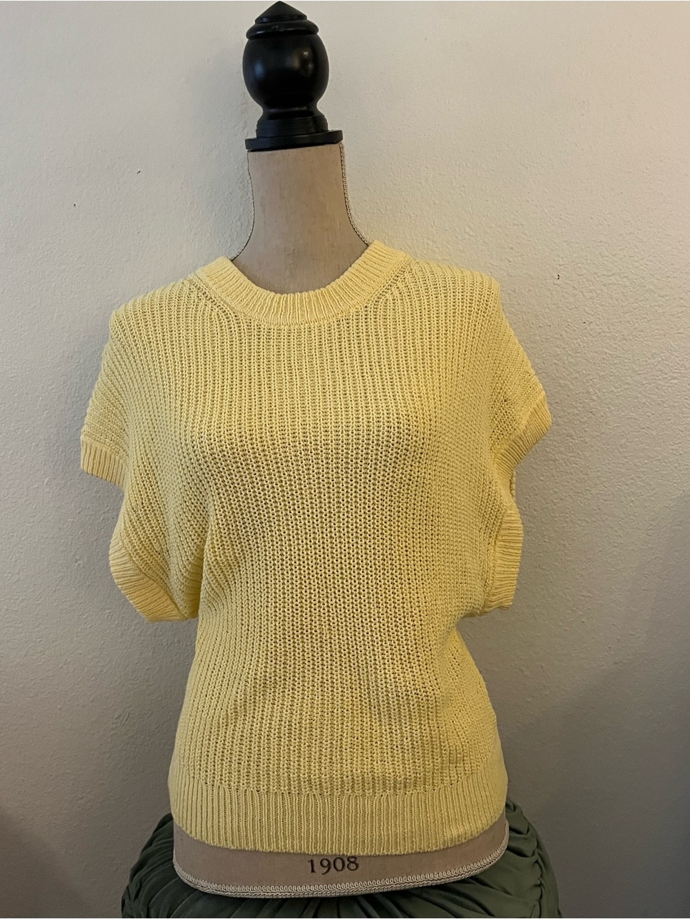 a new day Yellow Short-Sleeve Crew Knit Sweater